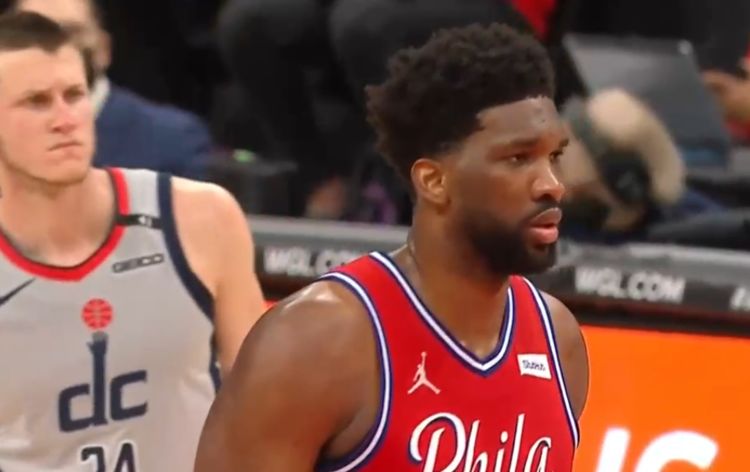 包含重磅！赛后芝加哥公牛调整名单以备亚冠华盛顿奇才冲刺阶段手感冰凉，AC米兰主帅复盘备战意大利杯的词条